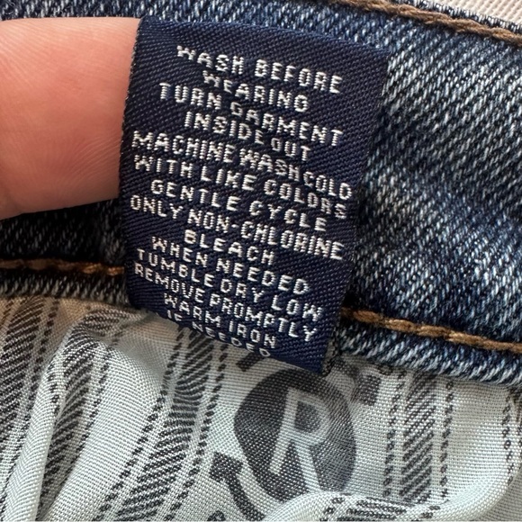 Vanillaโ Star Women's Distressed Blue Jeans - Picture 14 of 14